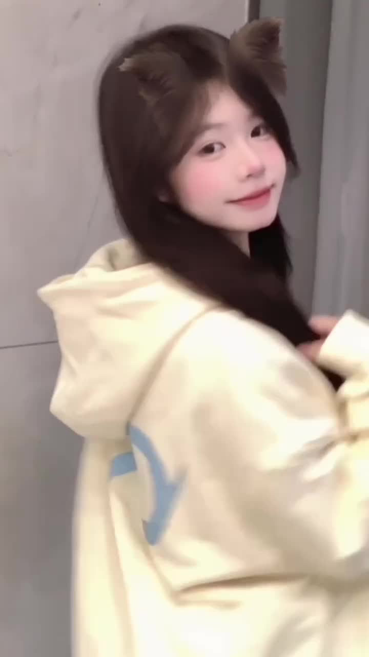 d4c26e54592364b1326c51071c73ff1a.mp4