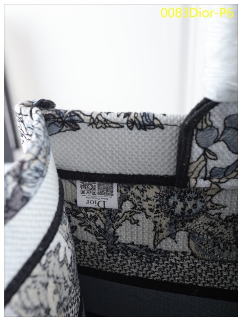 0083Dior P6