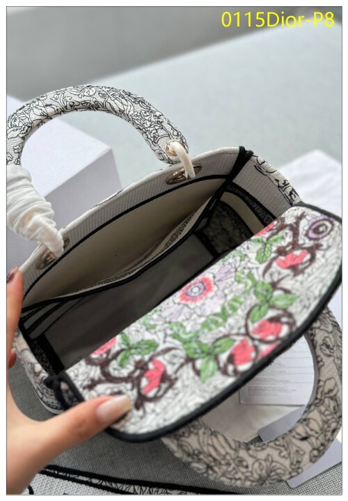 0115Dior P8