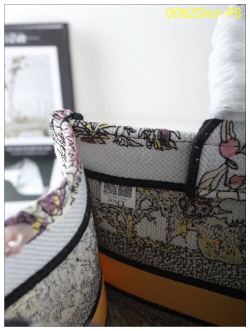 0082Dior P8