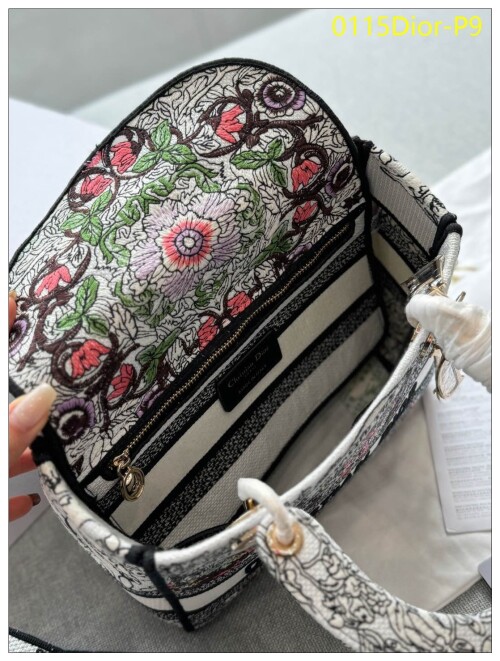 0115Dior P9