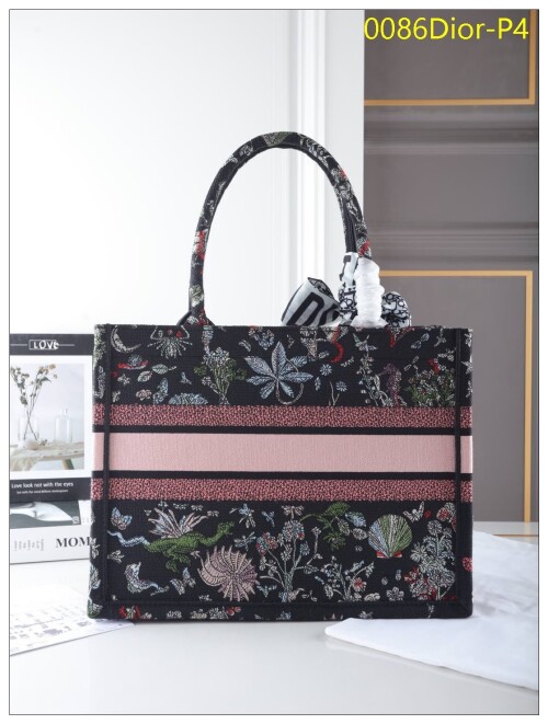 0086Dior P4