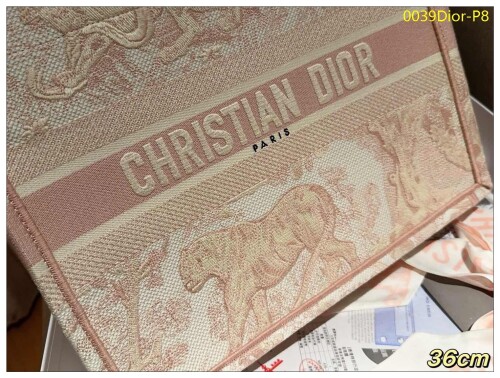 0039Dior P8