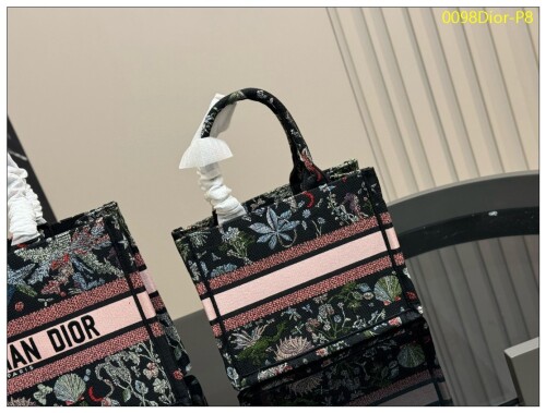 0098Dior P8