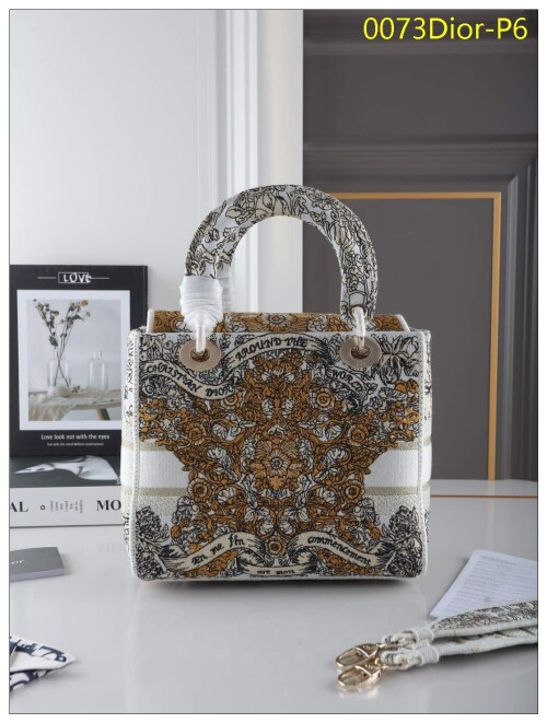 0073Dior P6