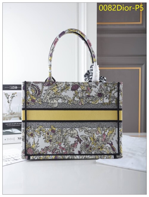 0082Dior P5