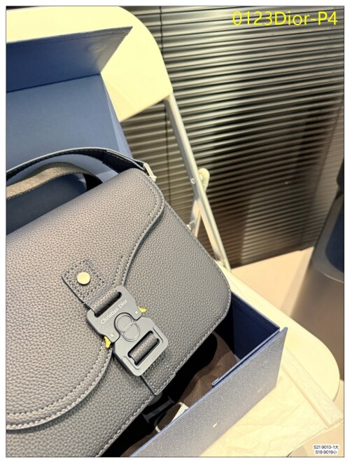 0123Dior P4