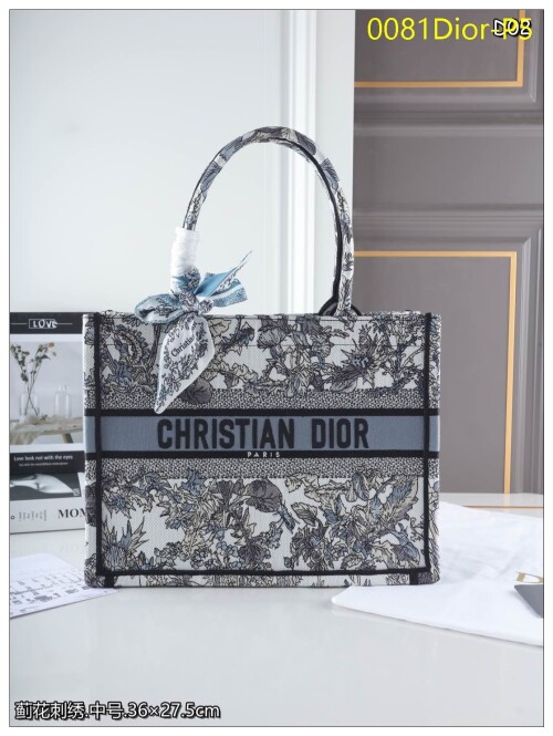 0081Dior P5