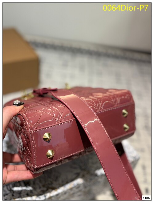 0064Dior P7