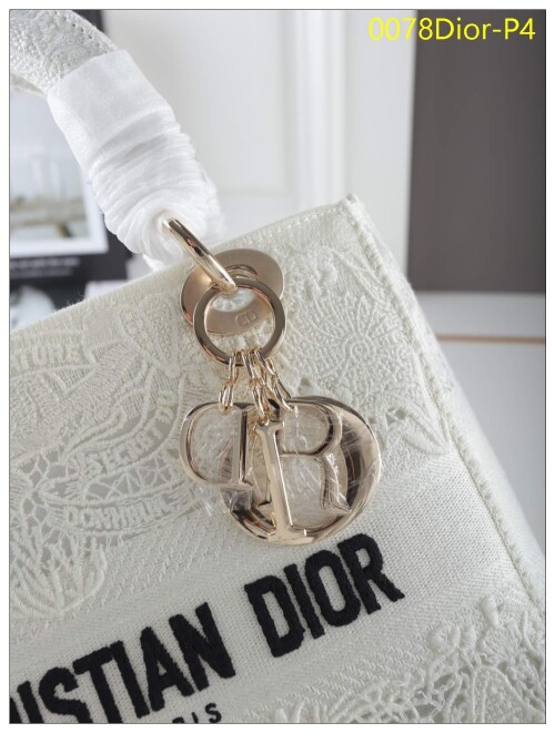 0078Dior P4