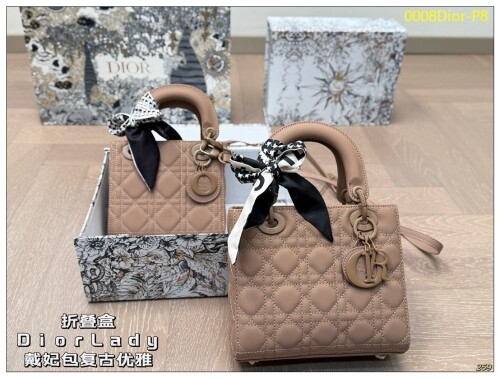 0008Dior P8