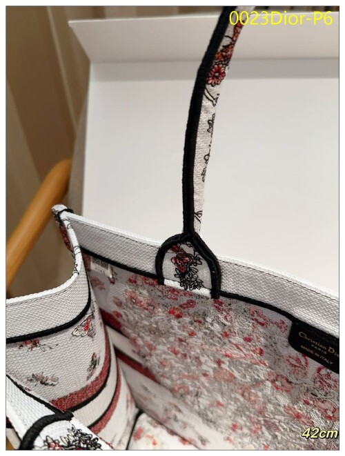 0023Dior P6