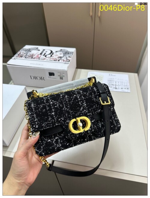 0046Dior P8