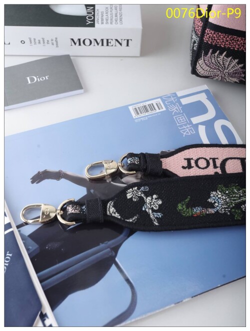 0076Dior P9