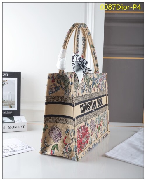 0087Dior P4