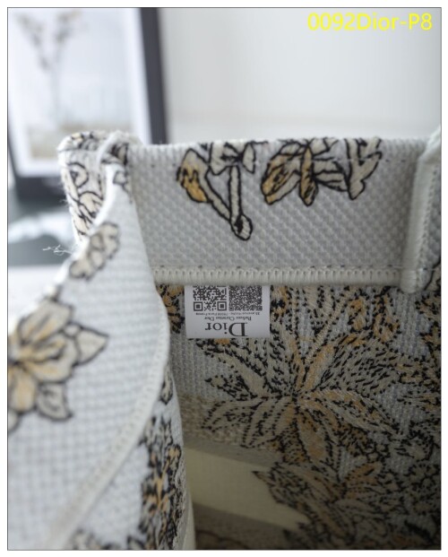 0092Dior P8