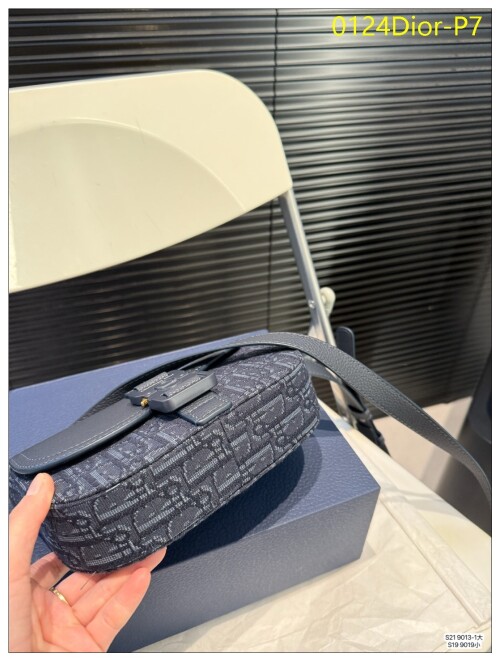0124Dior P7