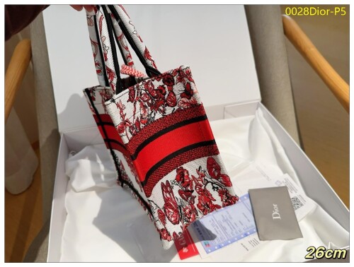 0028Dior P5