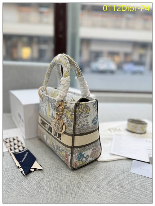 0112Dior P4
