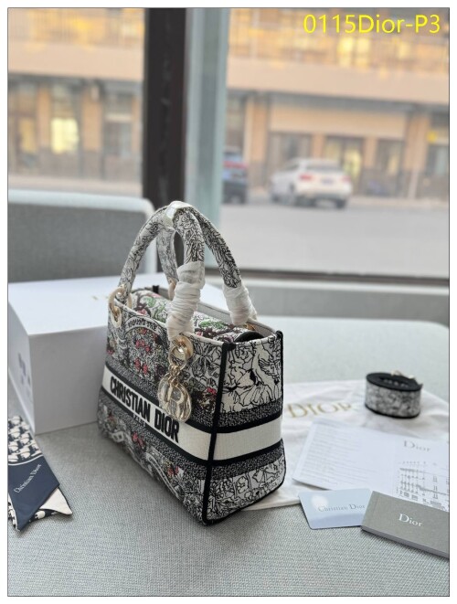 0115Dior P3