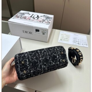 db30fce34723dbef7eded55cf538417b