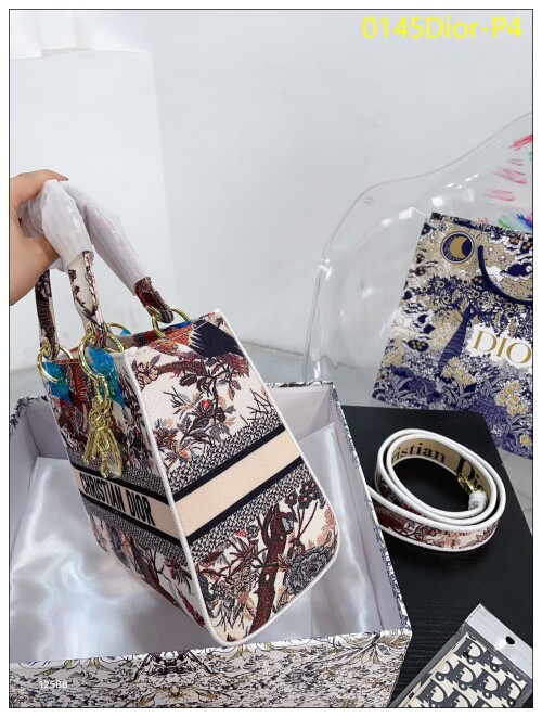 0145Dior P4