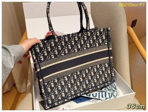 0021Dior P7