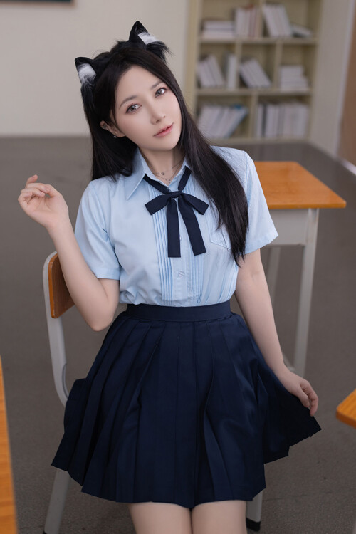 23