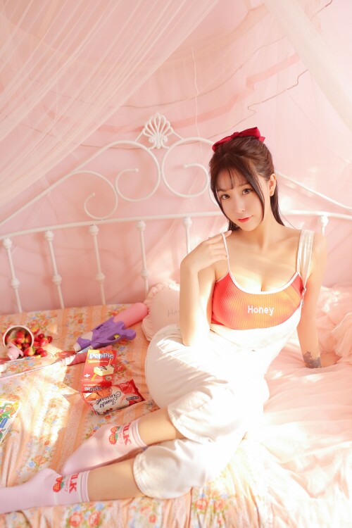 5f4e4ad3af20df3fc990c8025dea6ba6.jpg