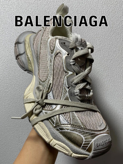 3 (4)