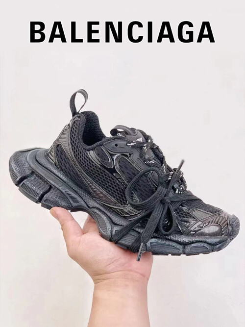 3 (4)