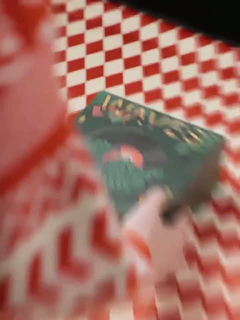 c107f6a353682a4e23bd34e6f6496bee.mp4