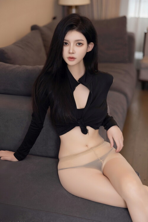 025