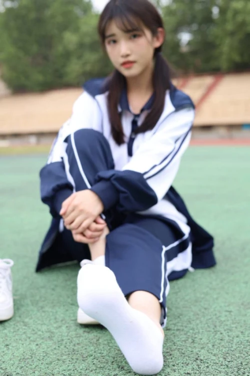 2 6 683x1024 1