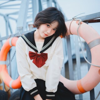 8027c35885ee3eea66760d0f41b40277