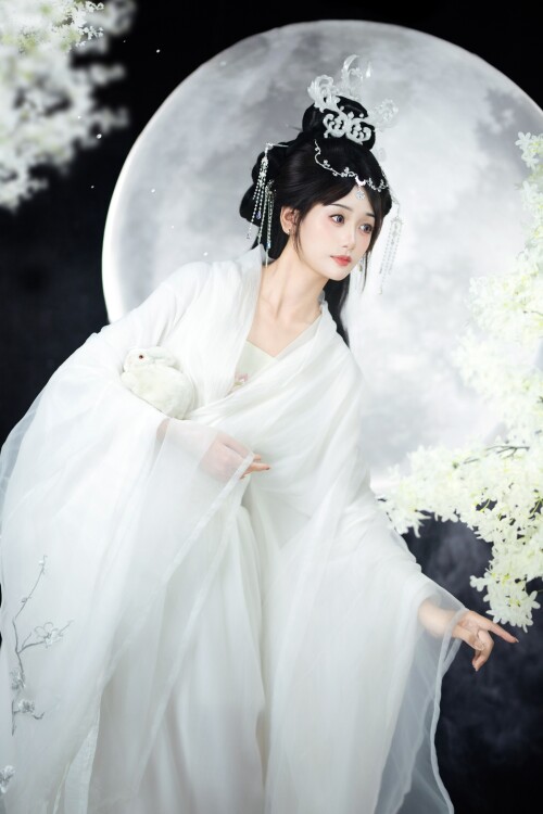 9eSOm CCeleEOx4Y