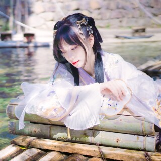 70d3e1eb82ab653366d33c27895f86fc
