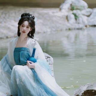 ce12b9f6bd882ae921fa4f7cbb4b234c