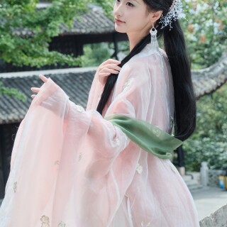 e2e8b79ef2c7117273ae159a671a685a