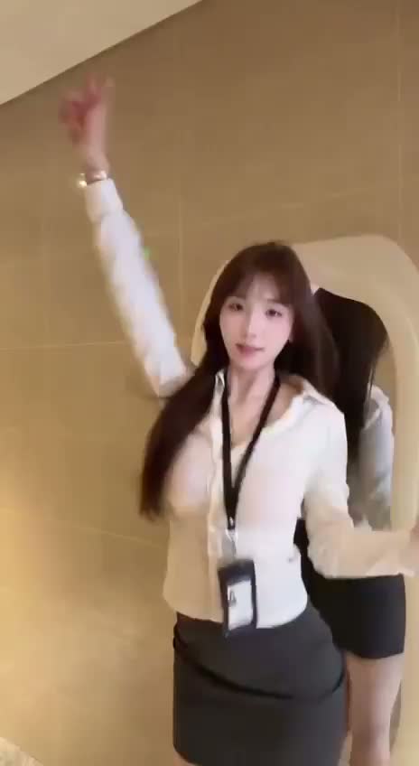 79b806b1c0538fff247e7f7adcd84656.mp4