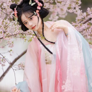 25b7a1909f741db50cbadc242f28cd40